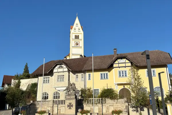 Rathaus in der Sonne