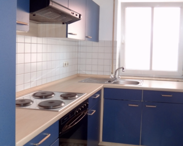 Küche - ZENTRAL GELEGENE 2-ZIMMER-WOHNUNG MIT PERFEKTEM GRUNDRISS