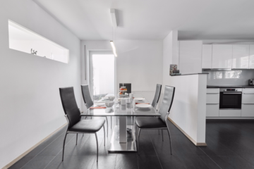 offene Küche mit Essbereich - Ihr Traumhaus im Sheridan Park – Modern und perfekt gelegen!