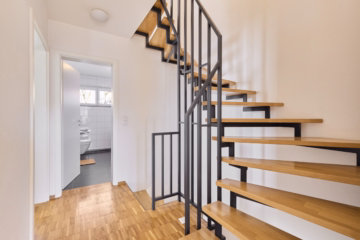 Treppenaufgang - Ihr Traumhaus im Sheridan Park – Modern und perfekt gelegen!