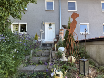 Hauseingang - ***Idyllisches Einfamilienhaus mit viel Platz zur persönlichen Entfaltung!***