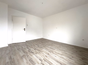 Schlafzimmer - Ihr neues Zuhause voller Stil – frisch saniert & einziehbereit