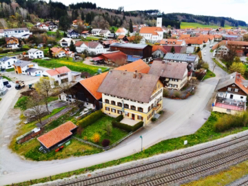 1B4A32D1-494A-4C5A-B10E-4D3100E95CCA - Historisches Ensemble mit Gaststätte, Stallungen und vielfältigen Nutzungsmöglichkeiten zu kaufen