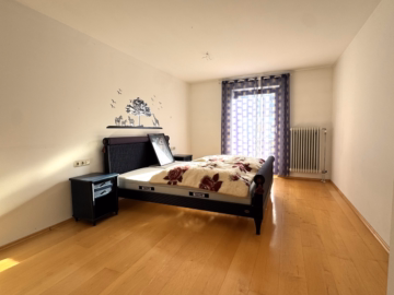 Schlafzimmer 1 - **Gemütliches Reihenmittelhaus mit viel Potenzial – Ihr Platz zum Wohlfühlen!**
