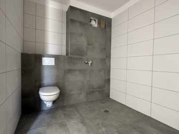 Badezimmer - BETREUTES WOHNEN Erdgeschoss in Schwabmünchen zur Miete – inkl. Einbauküche