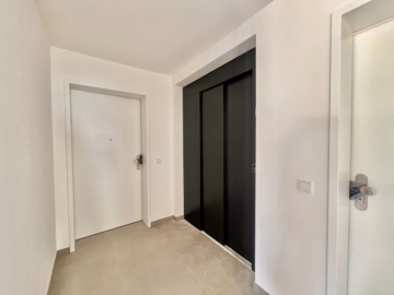 Aufzug - Neubau DG Wohnung – modern – pfiffig – energieeffizient – EBK ablösefrei