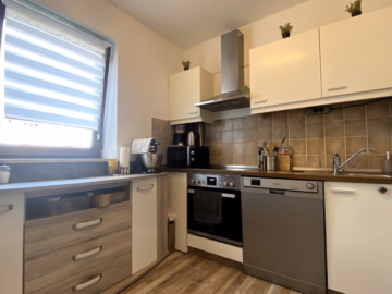 Küche - *Kapital anlegen mit Perspektive oder später selbst nutzen – gefragt, vermietet, mit Balkon & TG!*