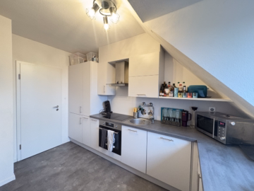 Küche - **Maisonette-Wohnung – Das Gefühl von Zuhause auf zwei Ebenen**