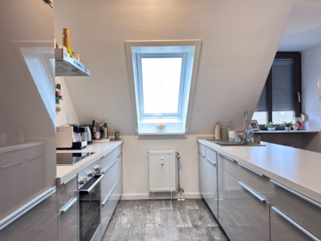 Küche - Moderne Maisonette-Wohnung zum Verlieben – großzügig, hell & stilvoll!