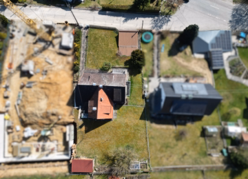 Luftansicht Draufsicht - Architektur trifft Lage – Grundstück mit Altbestand für anspruchsvolle Bauherren in Neusäß/ Schlipsheim