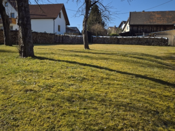 Aussicht in den Garten - Traumhafter Bauernhof mit vielseitigen Nutzungsmöglichkeiten