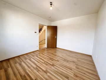 Kinderzimmer - Familienfreundliches Reiheneckhaus in ruhiger Lage mit effizientem Grundriss