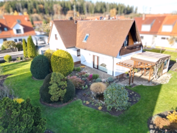 Haus mit wunderschönem Garten - Wohnen und Wohlfühlen in Bobingen – Einfamilienhaus mit idyllischem Gartenparadies