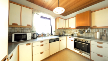 Küche - Wohnen und Wohlfühlen in Bobingen – Einfamilienhaus mit idyllischem Gartenparadies