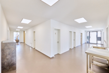 Flur - Exklusive Gewerbeimmobilie in Klosterlechfeld, direkt an der B17
