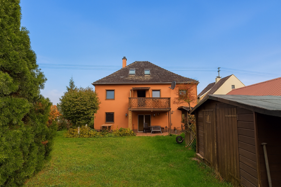 Garten - ***Investieren statt abwarten! Drei Wohneinheiten unter einem Dach auf großem Grundstück***