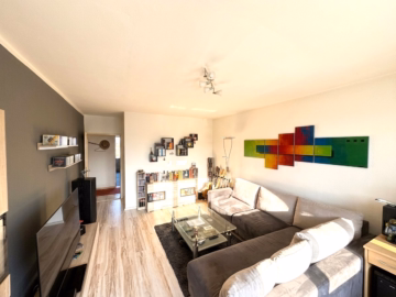 Wohnzimmer - Solide Vermietbarkeit trifft gefragte Lage – 2‑Zimmer‑Wohnung in Landsberg am Lech