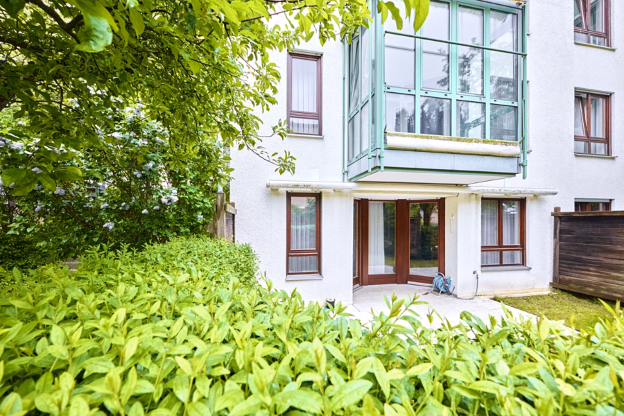 Außen Ansicht Süd-West - ***Sonne tanken! Gemütliche Garten-Wohnung mit Terrasse, München nur 25 Minuten entfernt***