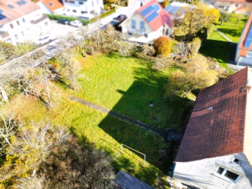 Süd-West-Ansicht - Zuhause im Grünen – Traumhaftes Baugrundstück für Ihr Familienhaus