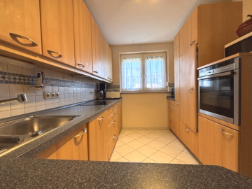 Küche Ansicht 1 - *SOFORT VERFÜGBAR, 2 x TG UND AUFZUG – DEUTLICH MEHR KOMFORT UND WOHNWERT*