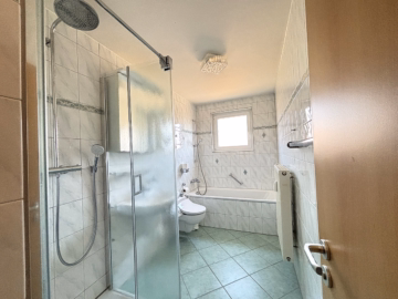 Tageslichtbad - *SOFORT VERFÜGBAR, 2 x TG UND AUFZUG – DEUTLICH MEHR KOMFORT UND WOHNWERT*