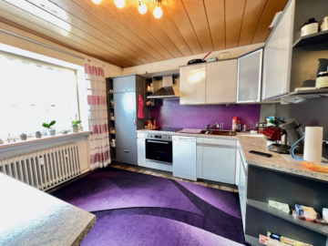 Küche Wohneinheit-EG - ***Wohnen, investieren, gestalten – ein außergewöhnliches Wohnensemble in Wehringen!***