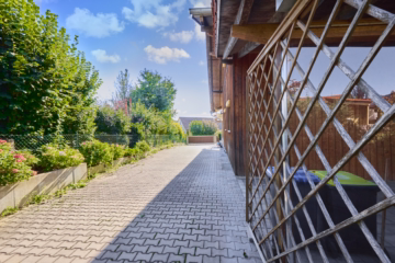 Hofeinfahrt - ***Geräumiges Einfamilienhaus mit Wohlfühlcharakter – Ideal für Pendler!