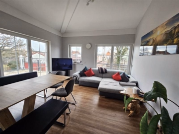 Wohn- und Essbereich - Penthouse-Wohnung in idealer Lage im Herzen von Schwabmünchen.