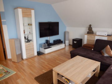 Blick in eine Wohnung - Rendite sucht Kapitalanleger! Wohn- und Geschäftshaus in Untermeitingen