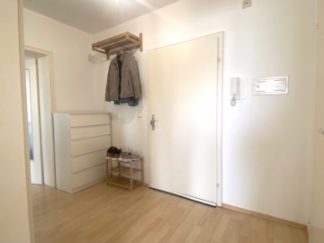 Eingangsbereich - Solide Wertanlage: Modernisierte 2‑Zimmer‑Wohnung in gefragter Lage