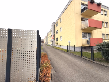 Wohnanlage - ***KAUFEN STATT MIETEN-Sofort bezugsfertige 3-Zimmer-Wohnung mit Südbalkon und Tiefgarage***