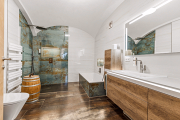 Luxusbad EG - ***Rarität in Kühbach: Historisches Wohn- & Geschäftshaus – teilweise denkmalgeschützt***