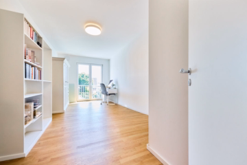 Kinderzimmer - Eleganz trifft Moderne – hochwertige 3-Zimmer-Wohnung in bester Lage nahe S-Bahn