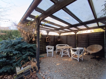 Pavillion - ***Seltene Gelegenheit: Doppelhaushälfte mit großem Grundstück und zwei separaten Wohneinheiten***