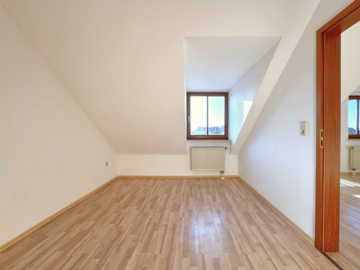 Schlafen - *** Gemütliche Dachgeschosswohnung mit Balkon in ruhiger Lage***