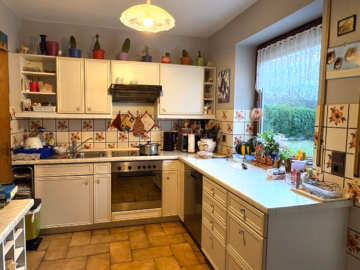 Küche EG - Einfamilienhaus mit Einliegerwohnung