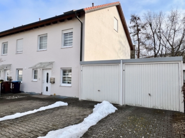 Vorderansicht - ***Ein Zuhause, in dem Familie wächst*** Modernisiertes Reiheneckhaus mit Garten in Langweid am Lech